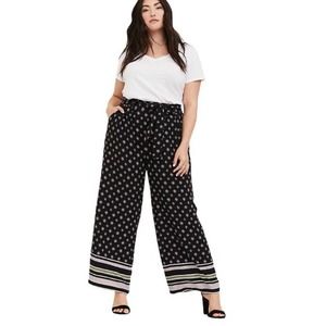 Torrid Women's Black White Lilac Tan Mixed Print Pull On Wide Leg Pant Size Med